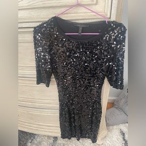 Never worn parry dress lined